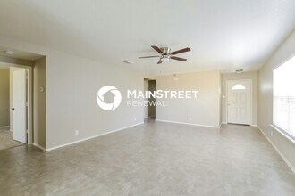 3743 Candleglenn in San Antonio, TX - Building Photo - Building Photo