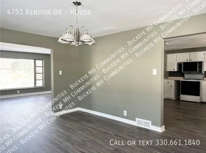4751 Kendor Dr in New Kensington, PA - Building Photo - Building Photo