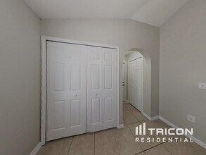 3269 Hunters Chase Loop in Kissimmee, FL - Building Photo - Building Photo