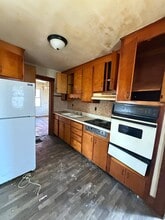 1236 E Clay St in Decatur, IL - Building Photo - Building Photo