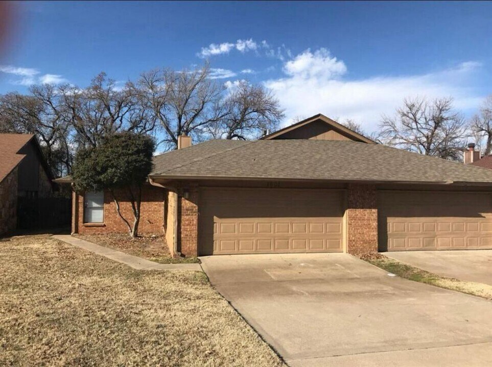 1601 Julie Pl in Oklahoma City, OK - Building Photo