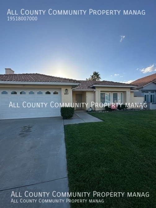 property at 1857 Creekside Dr
