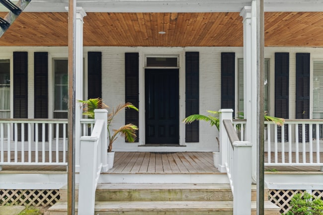 83 Main St, Unit 3D in East Haddam, CT - Building Photo - Building Photo