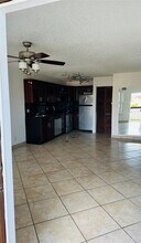 10046 Winding Lake Rd in Sunrise, FL - Building Photo - Building Photo