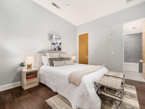 106 N High St in Columbus, OH - Foto de edificio - Building Photo