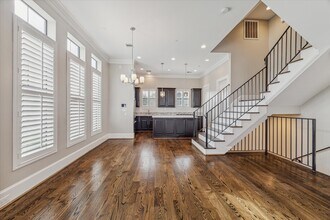 4001 Lanark Ln in Houston, TX - Building Photo - Building Photo