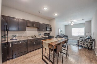 Estates at Norwood in Austin, TX - Building Photo