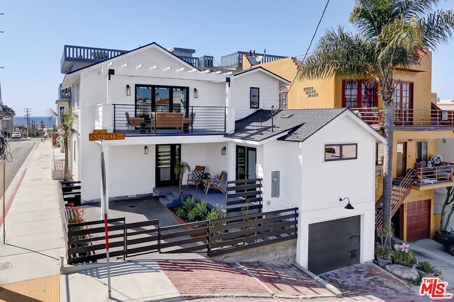 property at 439 8th St
