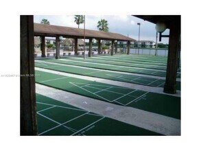 151 SW 134th Way in Pembroke Pines, FL - Building Photo - Building Photo