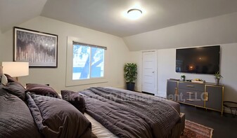 6 11th St S in Fargo, ND - Building Photo