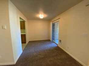 2924 Matt Dr in Eugene, OR - Building Photo - Building Photo
