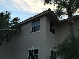 6568 Villa Sonrisa Dr in Boca Raton, FL - Building Photo
