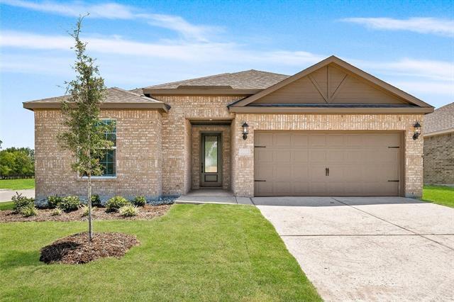 2012 Hardwick Dr in Anna, TX - Building Photo