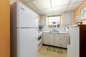322 Windsor N in West Palm Beach, FL - Building Photo - Building Photo