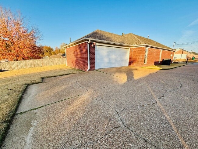 23 Hulsey Cove in Jackson, TN - Building Photo - Building Photo