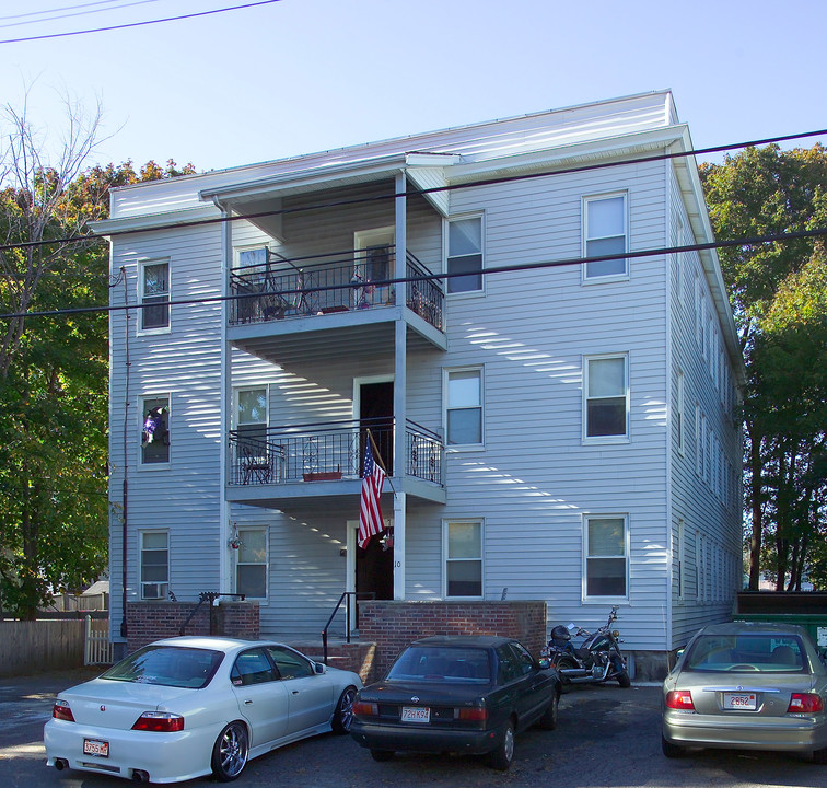 10 Cherry St in Quincy, MA - Building Photo