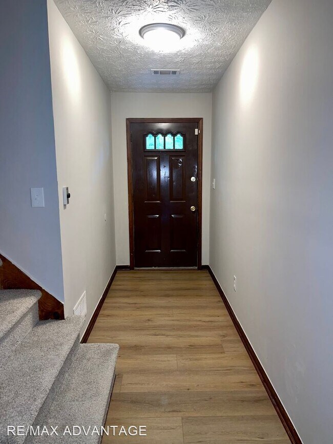 977 Leeward Ln photo'