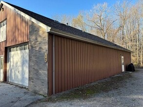 2870 Beach Rd in Port Huron, MI - Building Photo - Building Photo