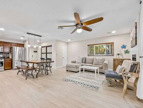 241 S Brevard Ave in Cocoa Beach, FL - Building Photo - Building Photo