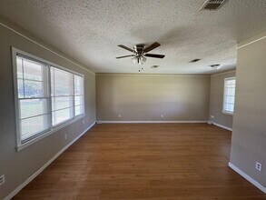 2508 44th St in Lubbock, TX - Building Photo - Building Photo