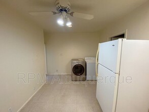 611 Woodland Ave NW in Albuquerque, NM - Building Photo - Building Photo