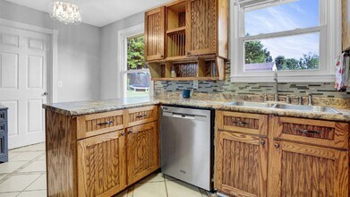 2317 Beechwood Dr in Springfield, TN - Building Photo - Building Photo