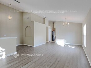 4610 Sandhurst St in Kissimmee, FL - Foto de edificio - Building Photo