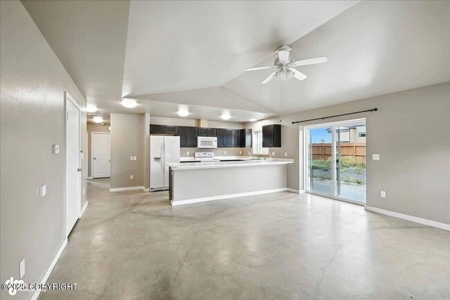 1115 Spring Dr in Wasilla, AK - Building Photo - Building Photo