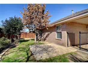 11509 Crystal Falls Drive in Fort Worth, TX - Building Photo - Building Photo