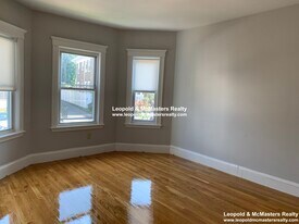 21 Roseclair St, Unit 3 in Boston, MA - Building Photo