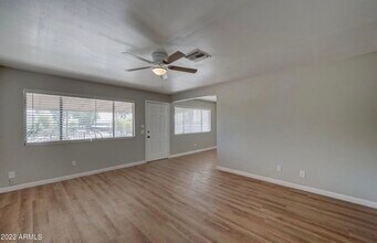 5301 W Campbell Ave, Unit 4 in Phoenix, AZ - Building Photo - Building Photo