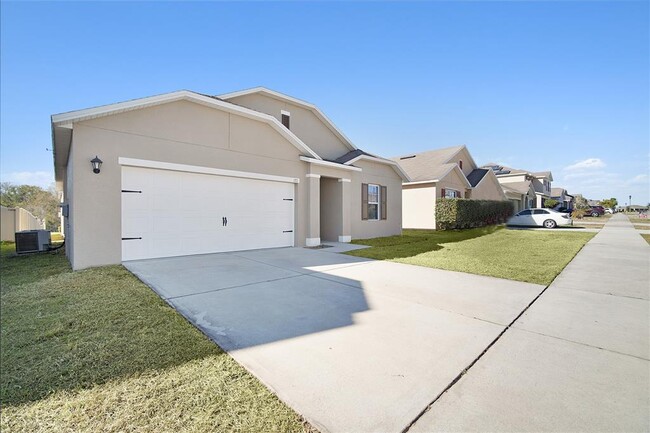 171 Lazy Willow Dr in Davenport, FL - Building Photo - Building Photo