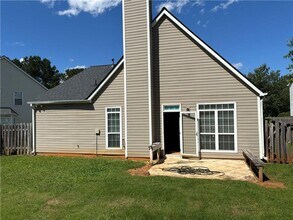 709 Weatherstone Trce in Woodstock, GA - Building Photo - Building Photo