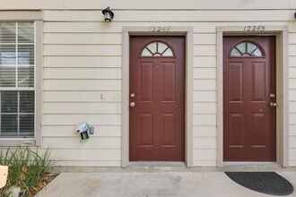 12249 Abbey Glen Ln, Unit B in Austin, TX - Building Photo - Building Photo