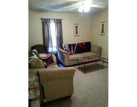 3 Gardner Pl in Boston, MA - Building Photo - Building Photo