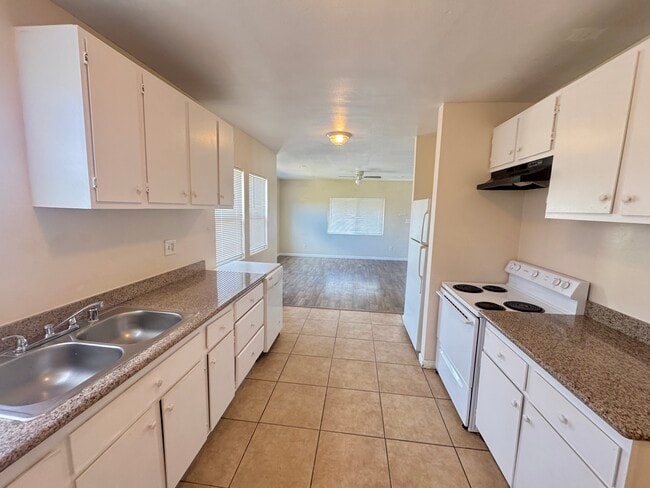 611 Sheridan St in Vallejo, CA - Building Photo - Building Photo