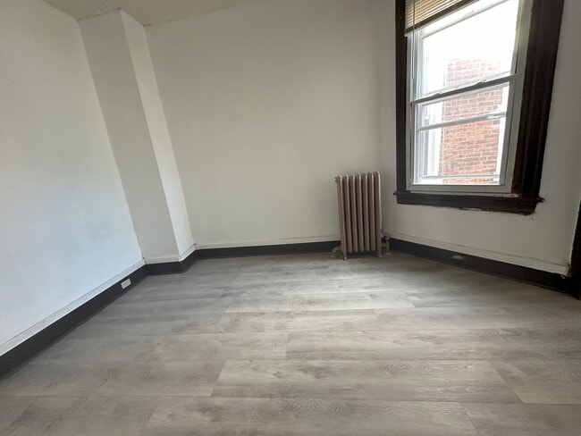 39 Farragut St in Philadelphia, PA - Building Photo - Building Photo