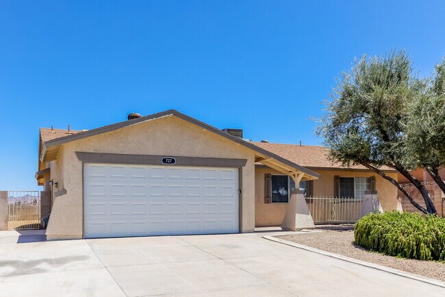 727 Morrocco Dr in Henderson, NV - Building Photo - Building Photo