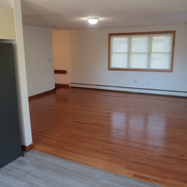 2 Ruby Rd in Saugus, MA - Building Photo