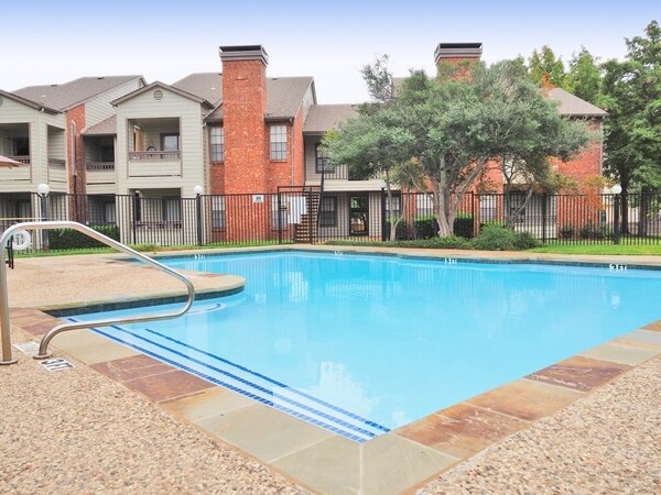 Villa Del Mar Apartments in Arlington, TX - Foto de edificio