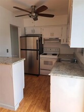 7401 Pines Blvd, Unit #209 UPDATED in Pembroke Pines, FL - Building Photo - Building Photo