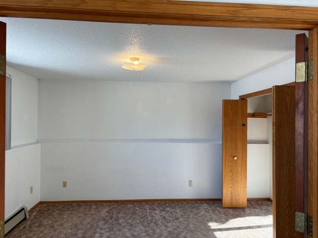 226 W Sweet Ave in Bismarck, ND - Building Photo - Building Photo