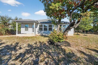 20703 Ridgeview Rd in Lago Vista, TX - Building Photo - Building Photo