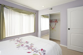 Sutton Club Apartments in Kentwood, MI - Building Photo - Interior Photo