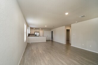 170 Pasadena Pl in New Braunfels, TX - Building Photo - Building Photo