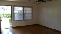 1521 Centinela Ave in Santa Monica, CA - Building Photo - Building Photo