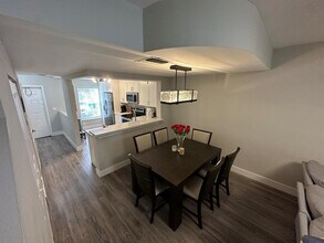 4912 SW 31st Terrace in Fort Lauderdale, FL - Building Photo - Building Photo