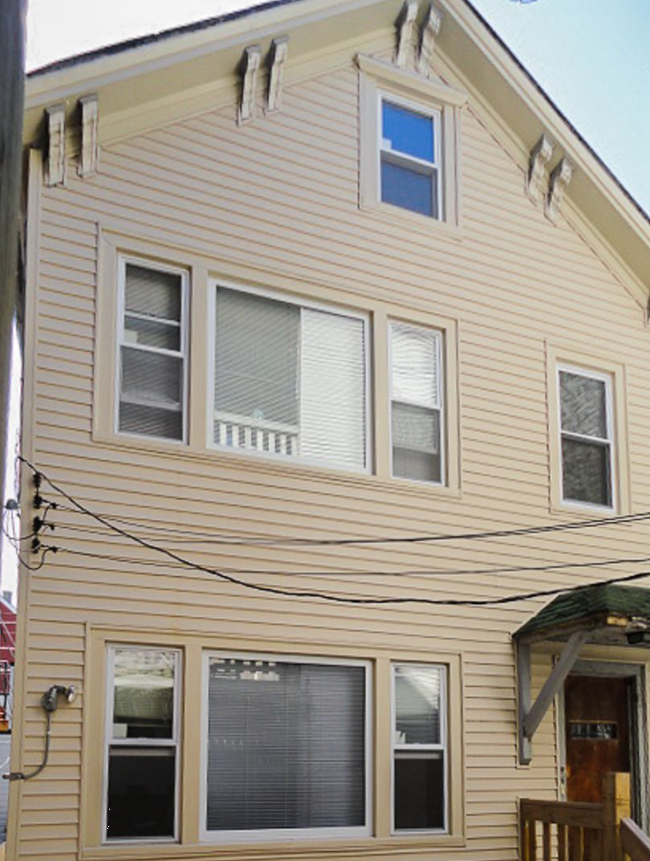 property at 2730 N Wayne Ave