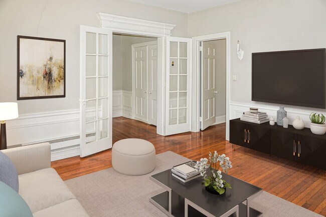 282 Cassatt Rd in Berwyn, PA - Building Photo - Building Photo