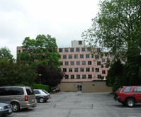 30-46 Union Ave in Saratoga Springs, NY - Foto de edificio - Building Photo